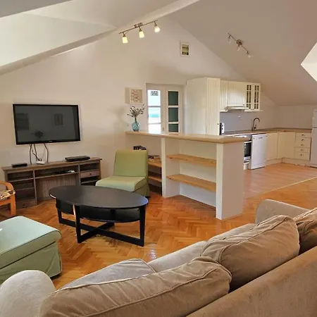 Villa Vm Sutivan